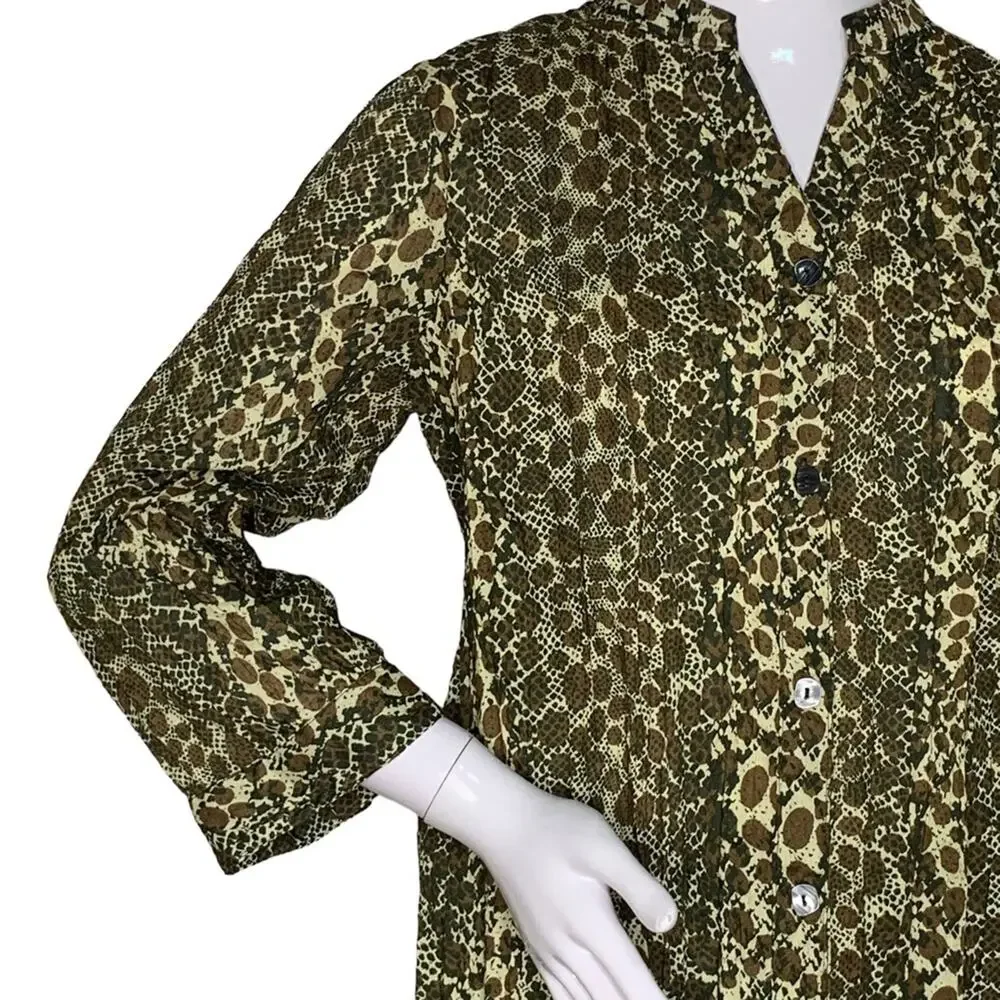 Kim Rogers Top Button Down Size M Brown Animal Print